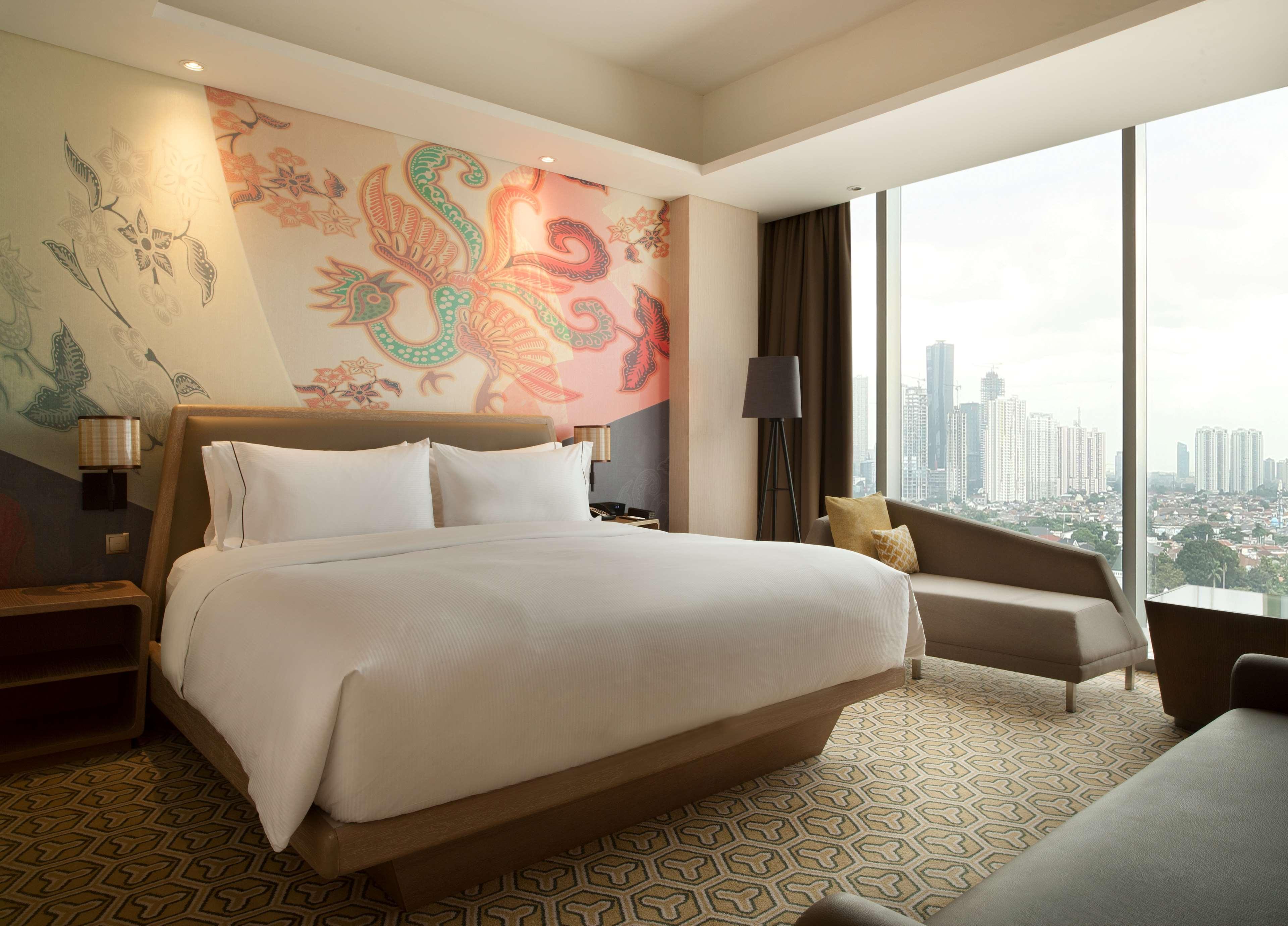 Doubletree By Hilton Jakarta - Diponegoro מראה חיצוני תמונה Deluxe Room